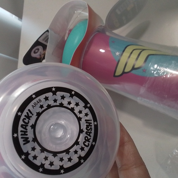 DC Superhero Girls Comic Wonder Woman Retro Insulated Sippy Cup 2 Pk NWT - Picture 7 of 13